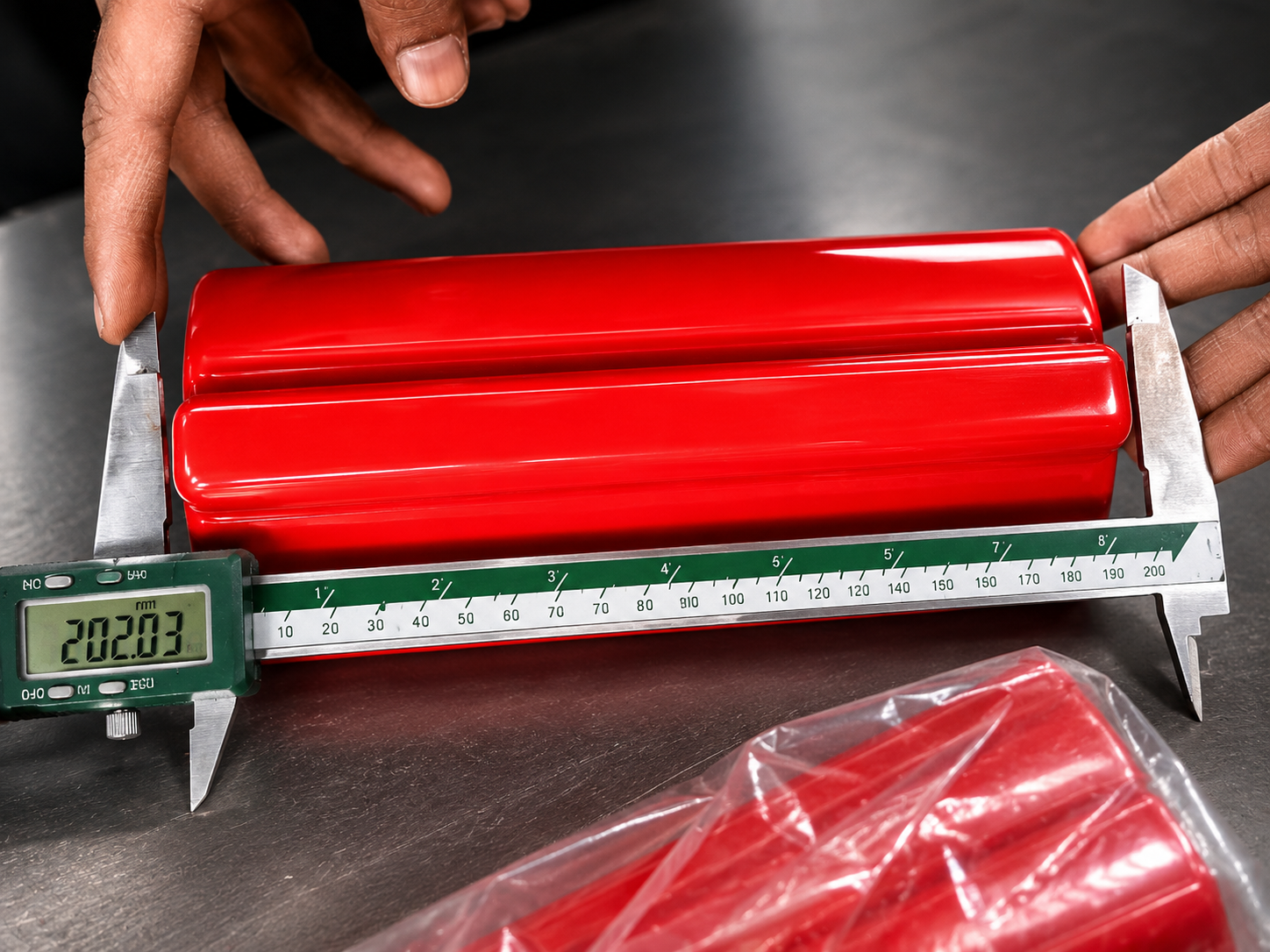 Dimensional inspection of 200 to 700 MWe Pressure Tube End Cap
